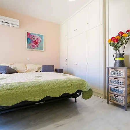 In A Charming Beachfront Studio In Chania * Ханья