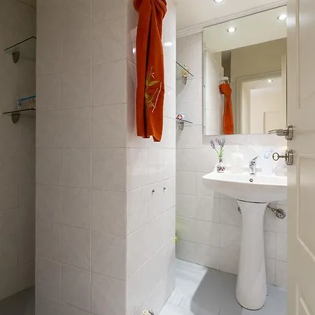 In A Charming Beachfront Studio In Chania Апартаменты Ханья